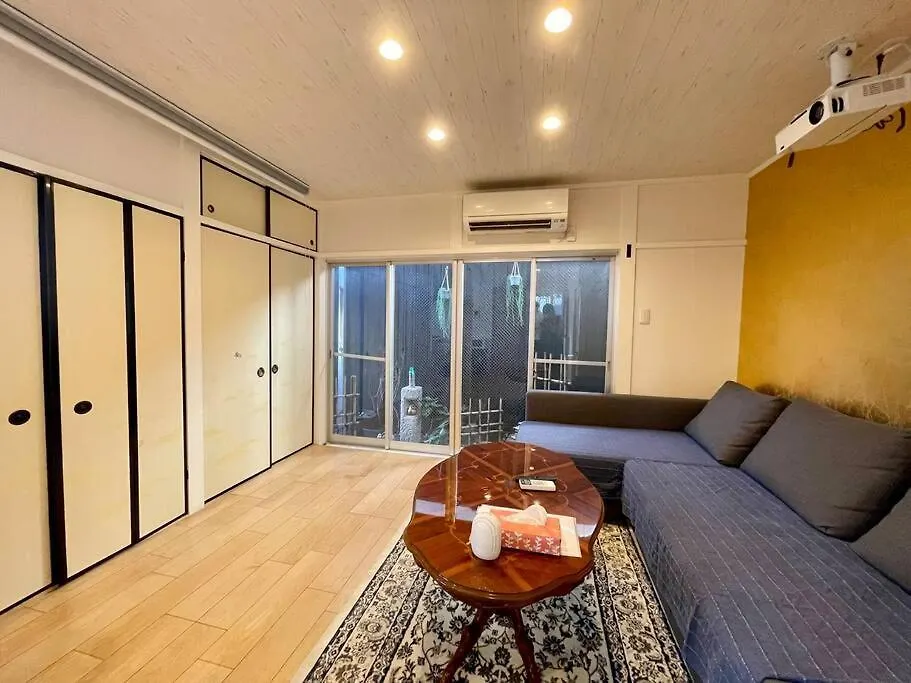 ゲストハウス宮の軒-稲荷参道前 3-Floor Family House Kjóto Japonsko