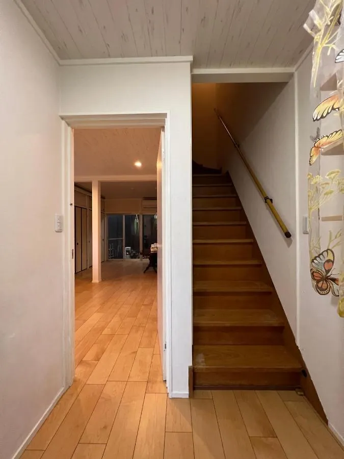 ゲストハウス宮の軒-稲荷参道前 3-Floor Family House Kyoto