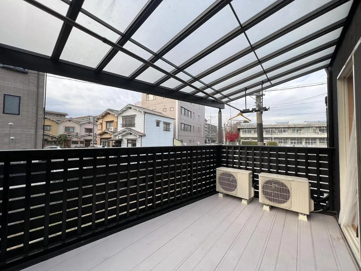Chalet ゲストハウス宮の軒-稲荷参道前 3-Floor Family House Kyoto
