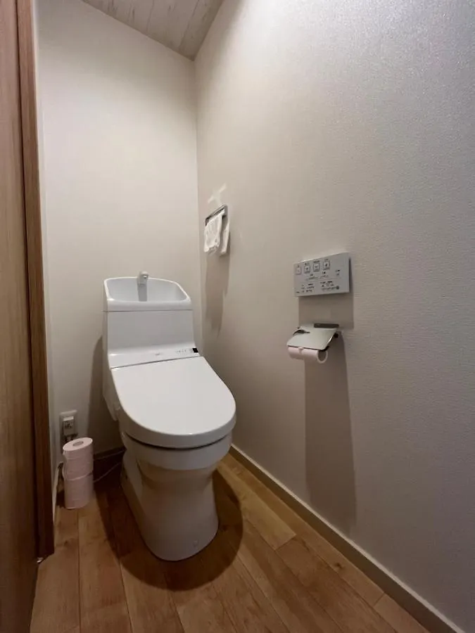 Chalet ゲストハウス宮の軒-稲荷参道前 3-Floor Family House Kyoto